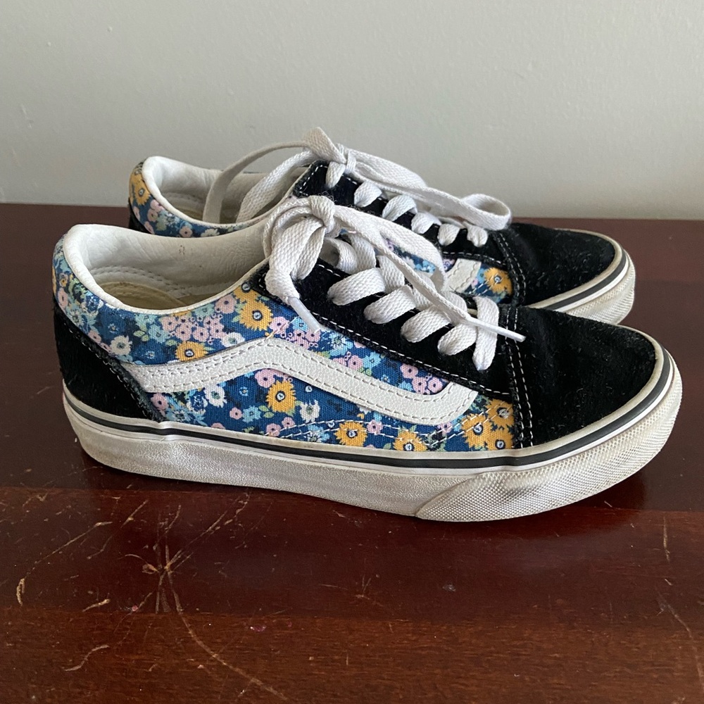 Vans Floral Black Suede Low Top Lace Up Shoes US Kids 2